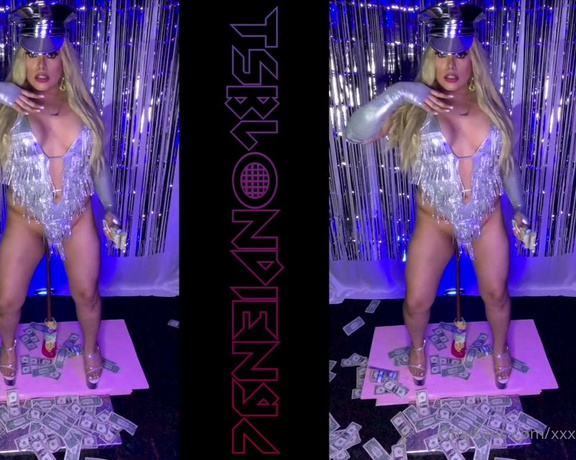 XxxBlondiexxX aka xxxblondiexxx OnlyFans Video - 11-15-2020 - TABLE DANCE LIVE SHOW online club With me TsBlondie this Video is a SFW Video Enjoy