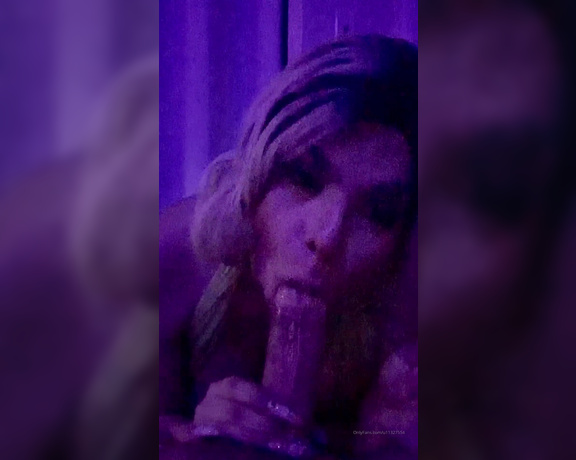 XxxBlondiexxX aka xxxblondiexxx OnlyFans Video - 09-26-2019 - Yummy