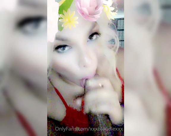 XxxBlondiexxX aka xxxblondiexxx OnlyFans Video - 06-22-2020 - If I could swallow his nut all the time I would  Enjoy the show Tip