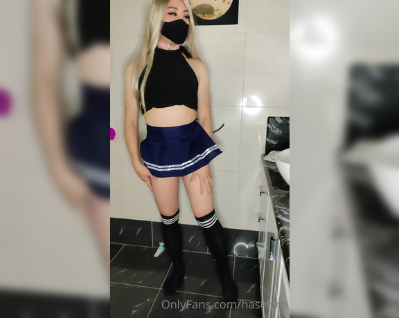 Haselynne aka haselyne OnlyFans Video - 11-03-2022 - before i give you my special handjob service, let me give you something to look