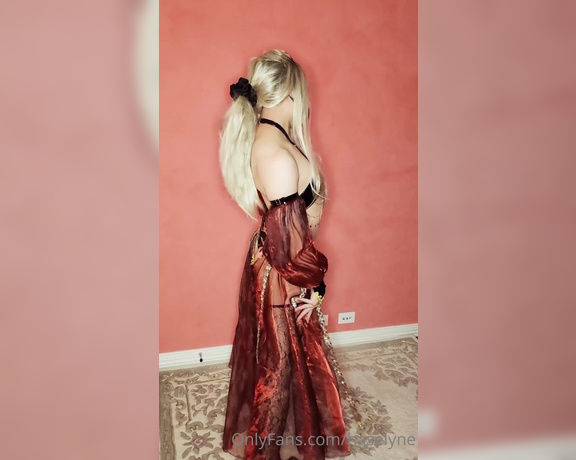 Haselynne aka haselyne OnlyFans Video - 01-17-2023 - with so many eyes on my body, i feel so feminine attracting so many masculine