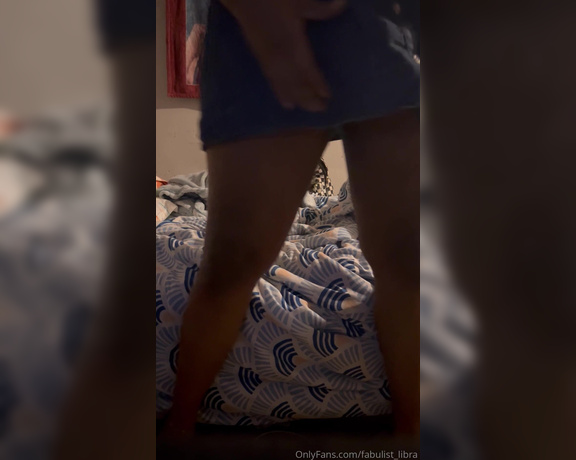 HoneyyDipp aka fabulist_libra OnlyFans Video - 07-17-2024 - Come stick your head under my skirt