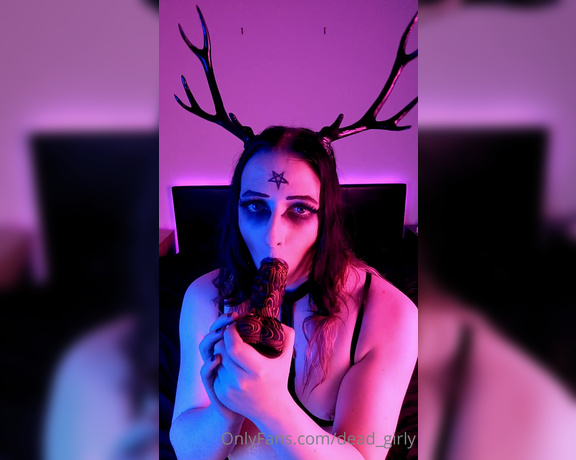 Jenezial Dead Girly aka dead_girly OnlyFans Video - 06-04-2021 - Uh oh They tried to warn me about the dangers of DampD and now I got