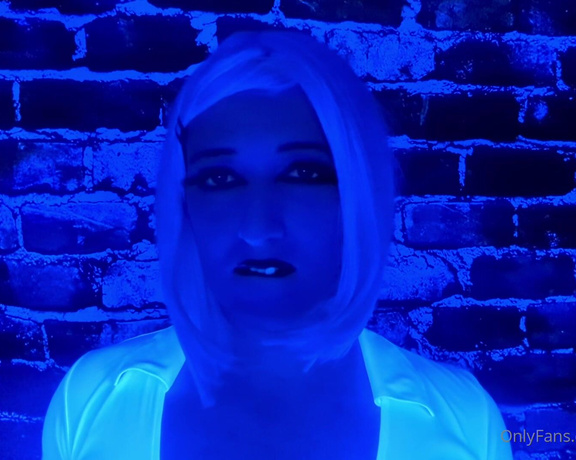 Jenezial Dead Girly aka dead_girly OnlyFans Video - 01-06-2023 - Having some fun with my UV lights, glowing paint and dildo tags dildo, oral, anal, cumlube,