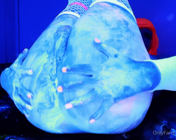 Jenezial Dead Girly aka dead_girly OnlyFans Video - 01-04-2024 - More UV fun with bodypaint and cumlube tags fishnets, UV, cumlube, vibe wand, cumshot