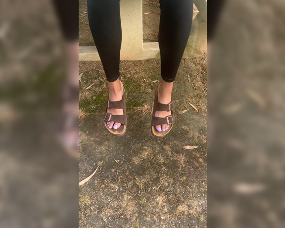 ShyMilan aka shy.spicysoles Foot Fetish - 08-16-2023 OnlyFans Video - Heres the rest