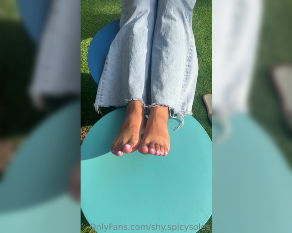 ShyMilan aka shy.spicysoles Foot Fetish - 08-07-2023 OnlyFans Video - Some new color content Enjoy