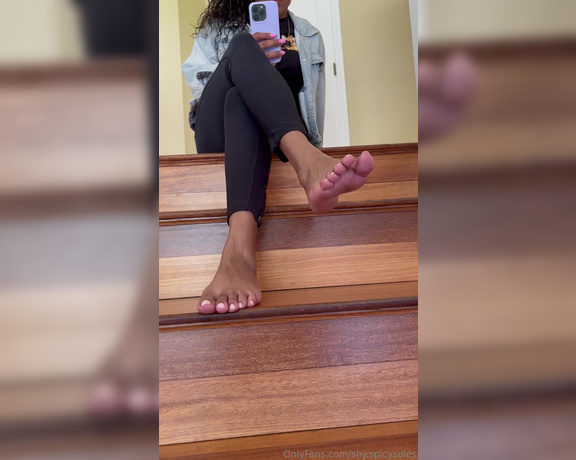 ShyMilan aka shy.spicysoles Foot Fetish - 07-17-2024 OnlyFans Video - How bad do you wanna be under them