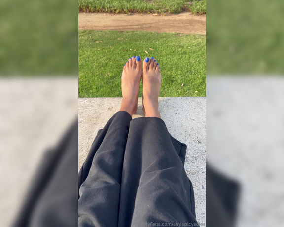 ShyMilan aka shy.spicysoles Foot Fetish - 11-16-2023 OnlyFans Video - Park gallery