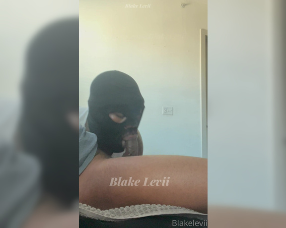 Blake Levii aka blakelevii - 04-03-2022 OnlyFans Video - My home girls brother came over to pick up some cake, drop off a gift, and