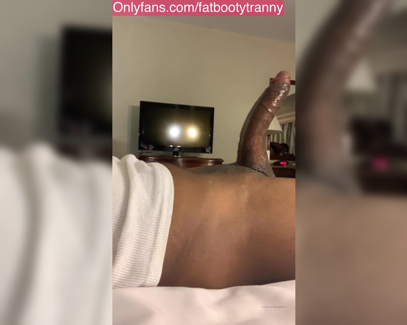 Fat Booty Tranny aka fatbootytranny - 02-17-2020 OnlyFans Video - My Chicago Nigga Heard I Was In Town So He Cane Over Smoked Me Out Then