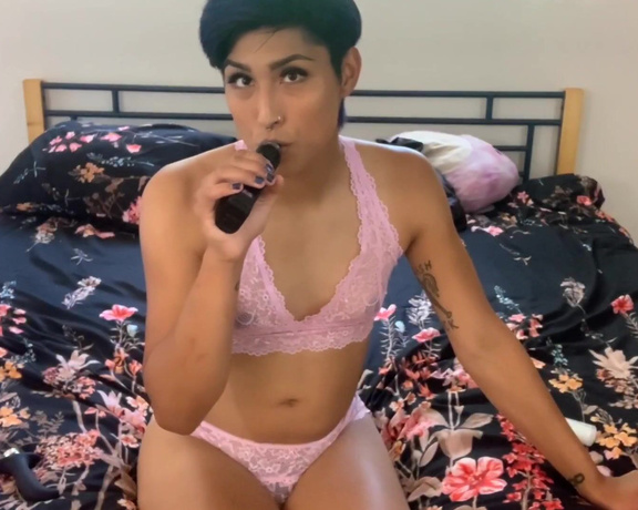 Pixi Lust aka pixilust666 - 07-24-2020 OnlyFans Video - Having fun with vibrators