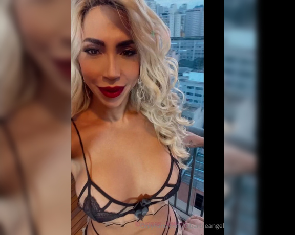 TS Barbie Angel aka tsbarbieangel - 02-27-2024 OnlyFans Video - Eu estava me descontraindo para fotografar