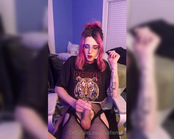 Sofie Mox aka sofiemox - 05-30-2021 OnlyFans Video - If only someone was here to help eat up my cum