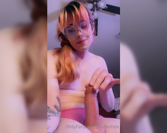 Sofie Mox aka sofiemox - 04-06-2022 OnlyFans Video - Im a lil cum eater