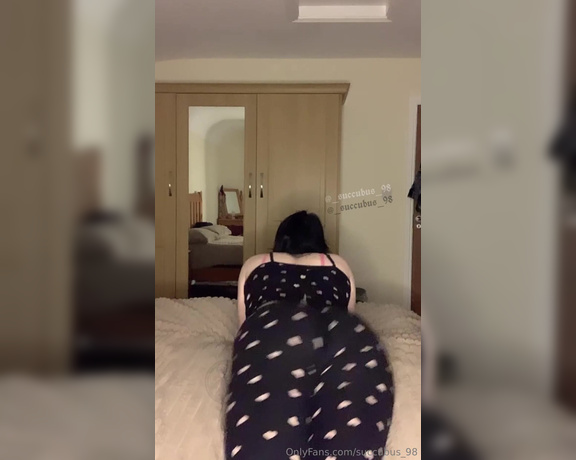 ‍Succubus‍ aka succubus_98 - 02-02-2024 OnlyFans Video - Bouncing my ass