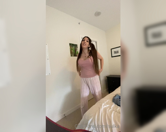 TS Sulka aka sulka - 08-08-2020 OnlyFans Video - POV you watching me get dressed  so we can hangout