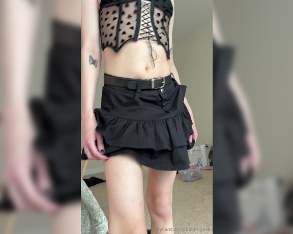 Ts Bloomgore aka bloomgore - 01-18-2024 OnlyFans Video - Im a little shyyy