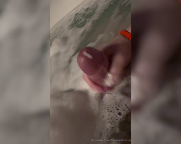 Yasmin Bianchi ‍ aka theangeldesire - 07-04-2024 OnlyFans Video - EN I cum in the bathtub, then I went to the shower and it made me