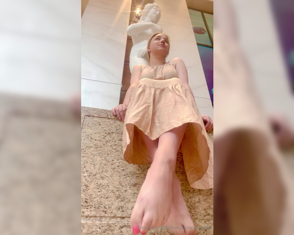 Trans Princess Zelda aka transprincesszelda - 05-26-2024 OnlyFans Video - My hot feet need a cool tonguing down