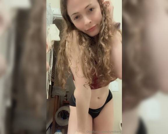 S0ymilkers aka s0ymilkers - 02-28-2024 OnlyFans Video - Am I curvy or nah  tell me the truth