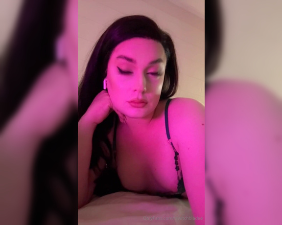 Tswitchbladee aka tswitchbladee - 01-28-2024 OnlyFans Video - You want a taste