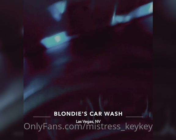 KeyskaD aka mistress_keykeyd - 07-09-2021 OnlyFans Video - You already know Mommy loves to be naughty in public