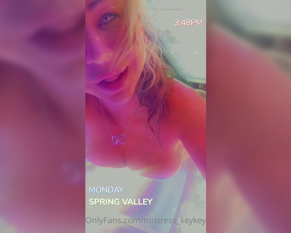 KeyskaD aka mistress_keykeyd - 07-27-2021 OnlyFans Video - Mommies getting bronzed for my Denver trip this week