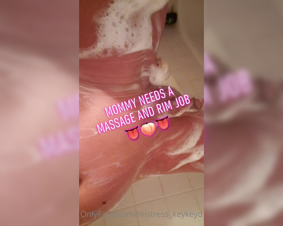 KeyskaD aka mistress_keykeyd - 03-07-2021 OnlyFans Video - Who wants to help Mommy