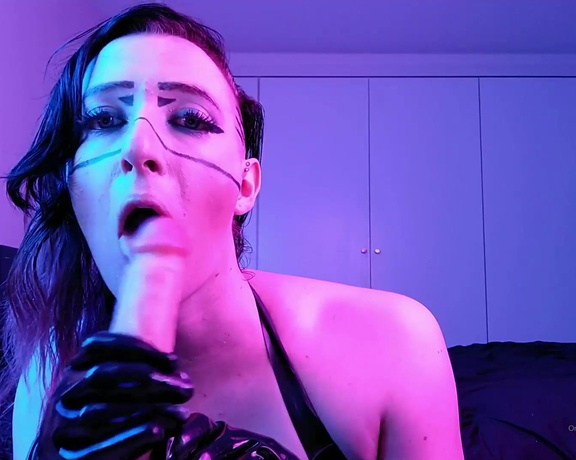 Jenezial Dead Girly aka dead_girly OnlyFans Video - 09-08-2020 - Watch as I grind my latex clad body on this dick and shoot a massive load