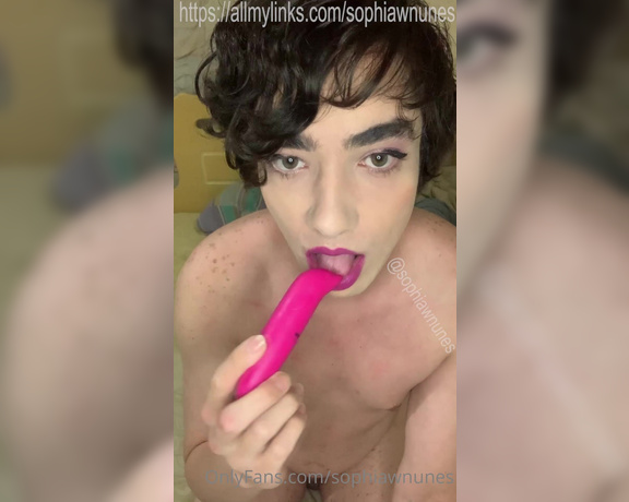 Charlotte Kayle aka charlottekayle OnlyFans Video - 07-01-2022 - video sucking dolphin, could be a dick