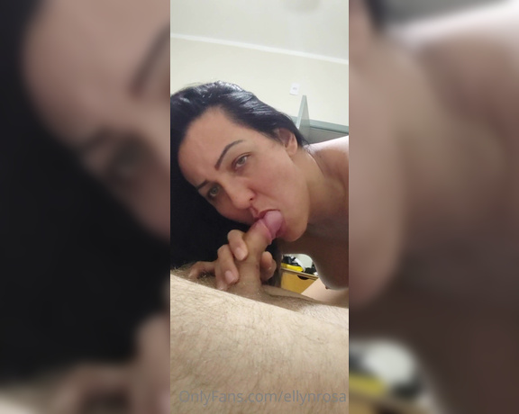 Ellyn Rosa aka ellynrosa OnlyFans Video - 06-23-2022 - Eu adoro acordar dando meu cuzinho e gozar com o pau dentro