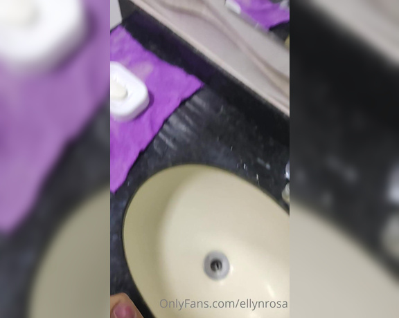 Ellyn Rosa aka ellynrosa OnlyFans Video - 07-27-2022 - Tesão matinal