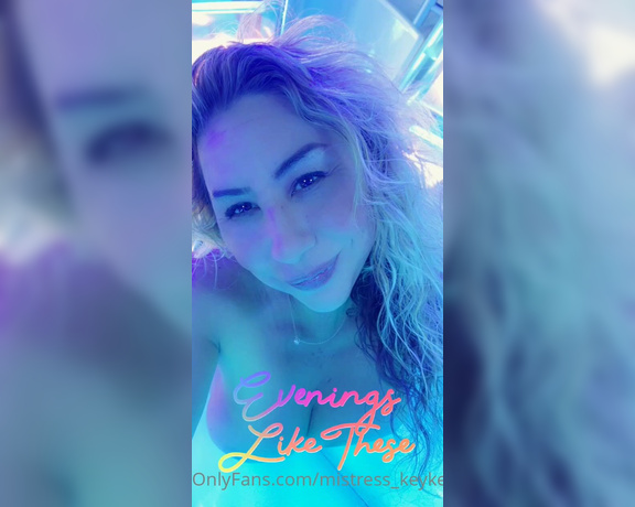 KeyskaD aka mistress_keykeyd - 12-06-2022 OnlyFans Video - Decided to tan early this week