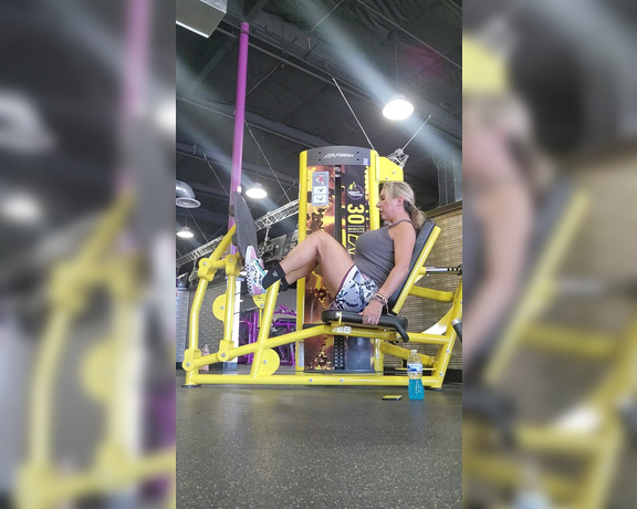 KeyskaD aka mistress_keykeyd - 09-21-2023 OnlyFans Video - Gym was dead today