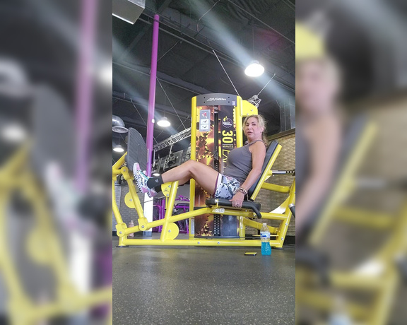 KeyskaD aka mistress_keykeyd - 09-21-2023 OnlyFans Video - Gym was dead today