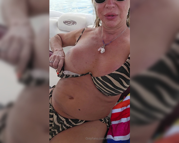 KeyskaD aka mistress_keykeyd - 08-05-2024 OnlyFans Video - Here you go my naughty boys