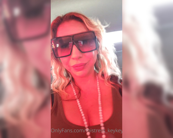 KeyskaD aka mistress_keykeyd - 07-25-2020 OnlyFans Video - Getting bronzed and car washed for my weekend in Venice Beach