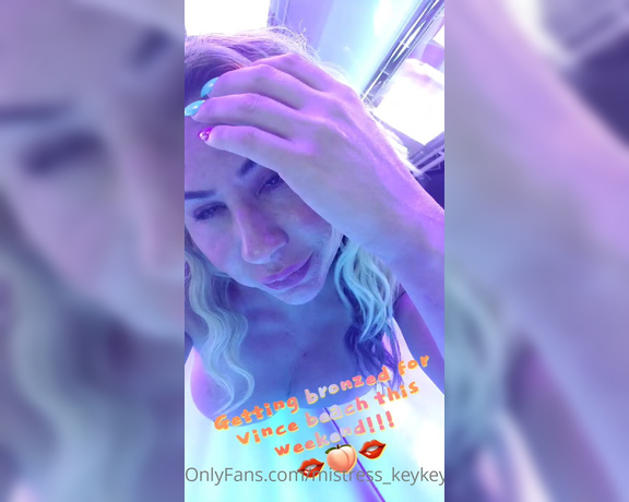 KeyskaD aka mistress_keykeyd - 07-25-2020 OnlyFans Video - Getting bronzed and car washed for my weekend in Venice Beach