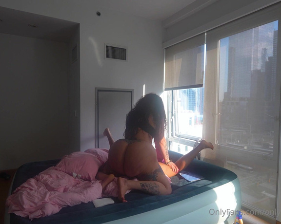 Valencia Hall aka only1valenciahallxxl - 08-26-2024 OnlyFans Video - fucking a twitter fan he took dik good for his first time anon_user he got dress