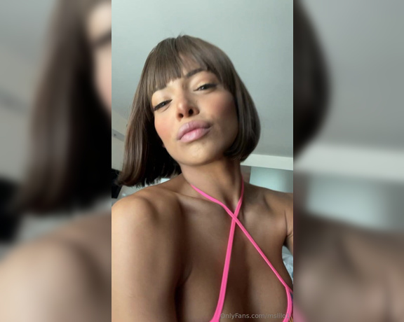 Lola Morena aka mslilo1 - 04-11-2024 OnlyFans Video - Morning babies_16bc