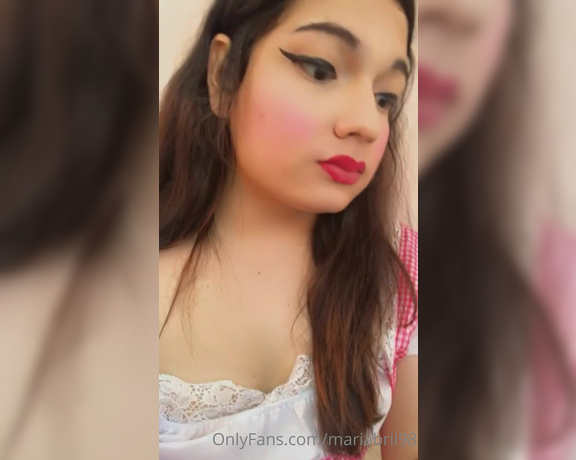 Miss Dulce aka dulcewifematerial - 10-07-2021 OnlyFans Video - Eating my banana and drinking water  please drink water too