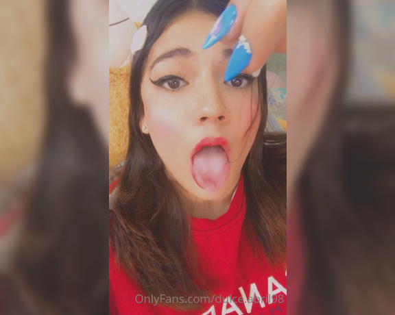 Miss Dulce aka dulcewifematerial - 08-19-2022 OnlyFans Video - Comiéndome mi leche  feliz fin de semana