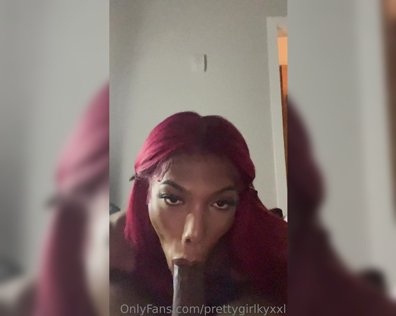 Kylie Prettygirlkyxxl aka prettygirlkyxxl - 10-30-2022 OnlyFans Video - But you were supposed to fuck me he didnt last 2nd vid is my phone in