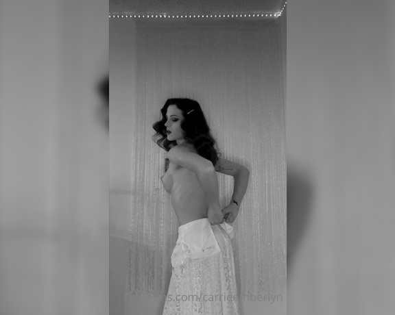 Carrie Emberlyn aka carrieemberlyn - 05-12-2020 OnlyFans Video - Carrie in the 1930s