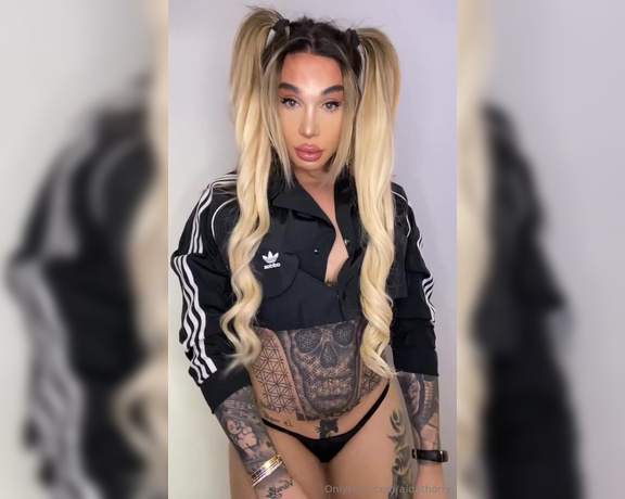 Aida Thorry aka aidathorry - 09-19-2024 OnlyFans Video - Your favorite