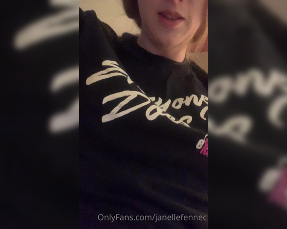 Janelle Fennec aka janellefennec - 10-03-2020 OnlyFans Video - Not sure this is sexy, but interesting_x57o