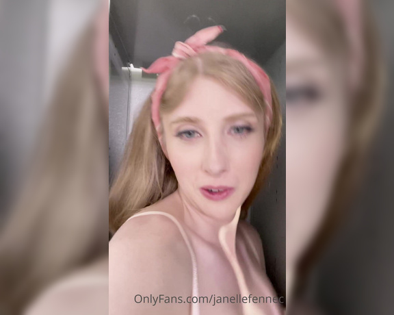 Janelle Fennec aka janellefennec - 05-19-2021 OnlyFans Video - Shooting Hardcore again Frantastic day today and doing it again Thursday