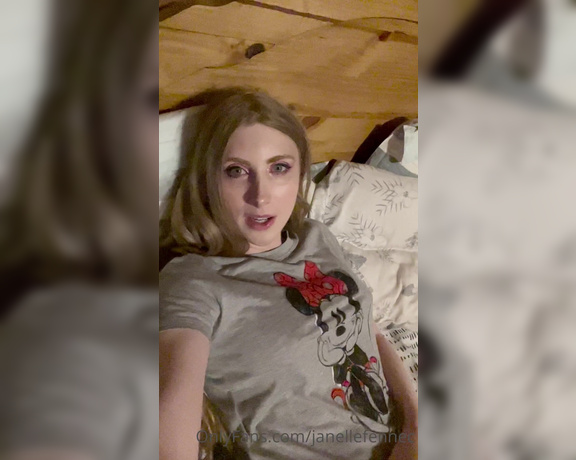 Janelle Fennec aka janellefennec - 06-06-2021 OnlyFans Video - Happy bday and goodnight