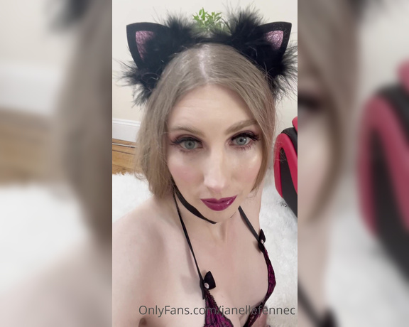 Janelle Fennec aka janellefennec - 06-16-2021 OnlyFans Video - Im not kitten around